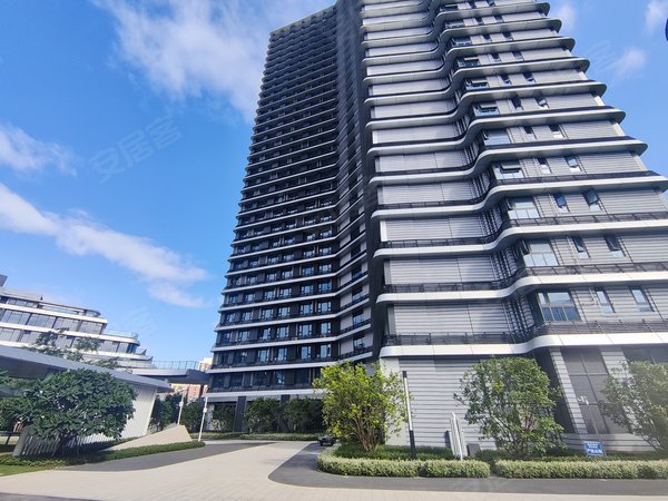 深圳龙华龙华区政府合正观澜汇云轩地铁口酒店式公寓出租35.