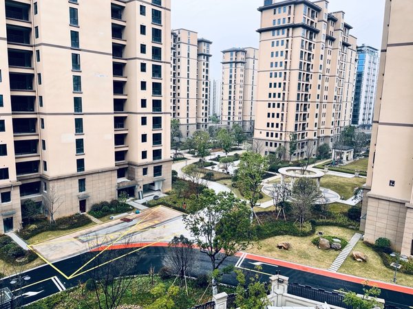 杭州余杭闲林集美岸上蓝山紫云苑岸上蓝山精装自住3房出租房源真实