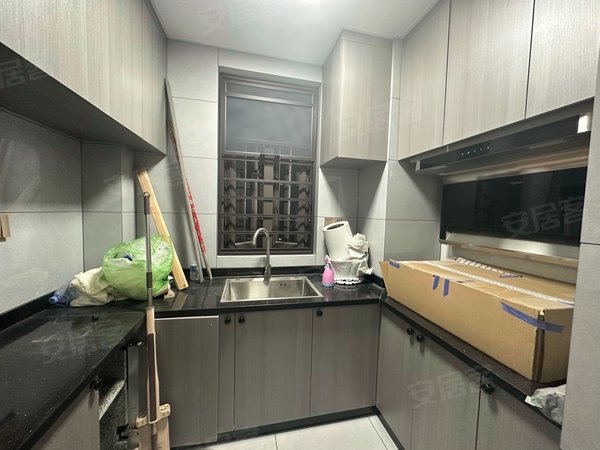 东百元洪城 中亭街 业主自住精装两房 手慢拍大腿出租房源真实图片