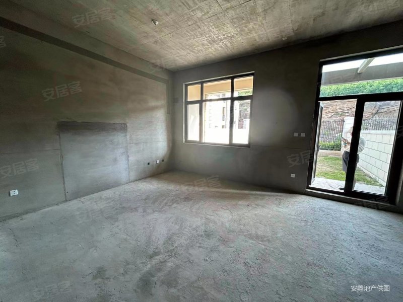 大连房产网>大连二手房>高新园区二手房>软件园二手房>大华诺斐墅>800