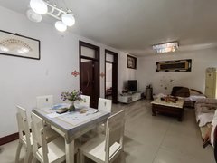 东明东明城区东明市区出租幸福美地步梯2楼三室两厅一卫,4个空调拎包入住,有车库出租房源真实图片