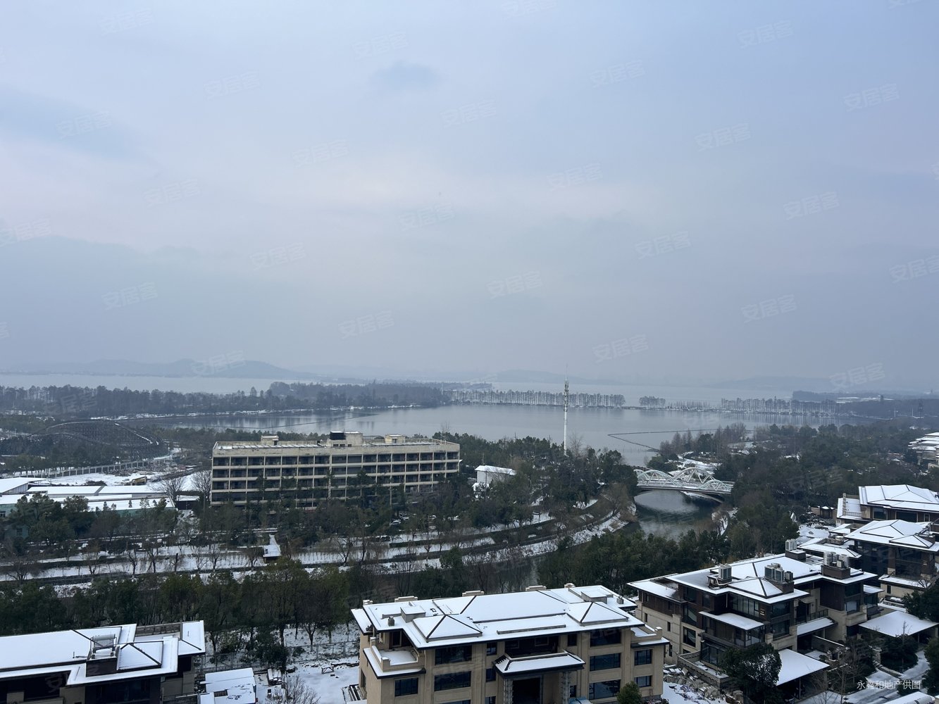 华侨城服务团队已就绪 二手专业团队 一直服务到满意为止,纯水岸东湖