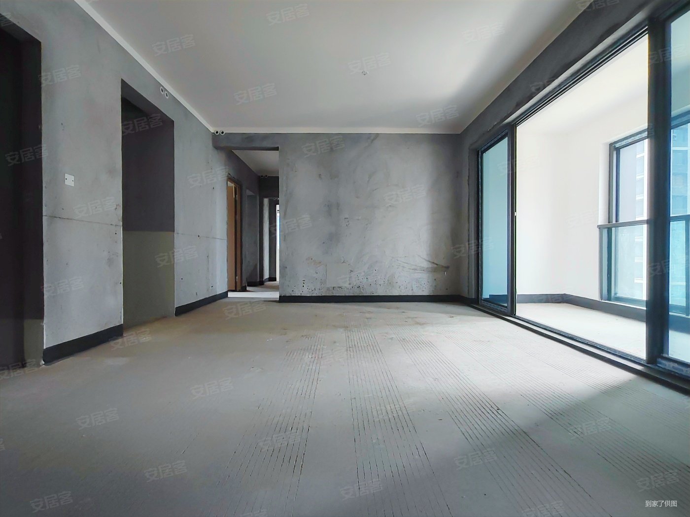 中交中央公园翠澜峯境 有电梯 中间楼层采光好 交通便利 双卫