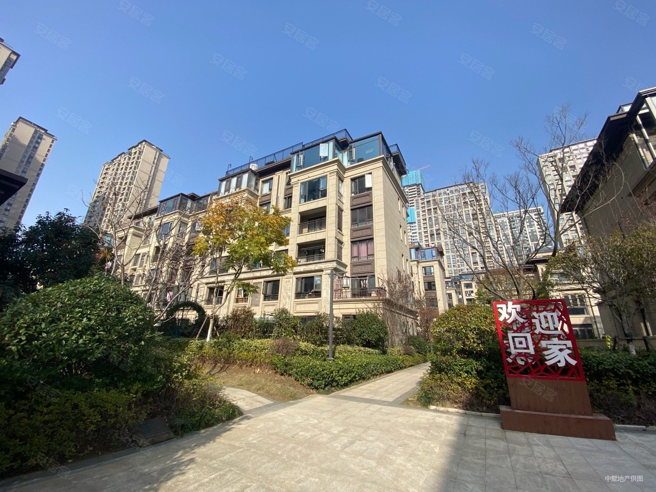 降价20万皖江壹号院112平全新三房中高层诚心出售