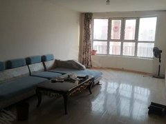 喀什喀什市喀什城区月星上海城附近 多层 三室两厅 简单装修出租房源真实图片