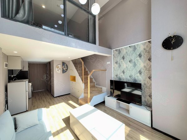 昆明官渡巫家坝pgc紫金中心紫金中心品质复式公寓全套拎包入住民用