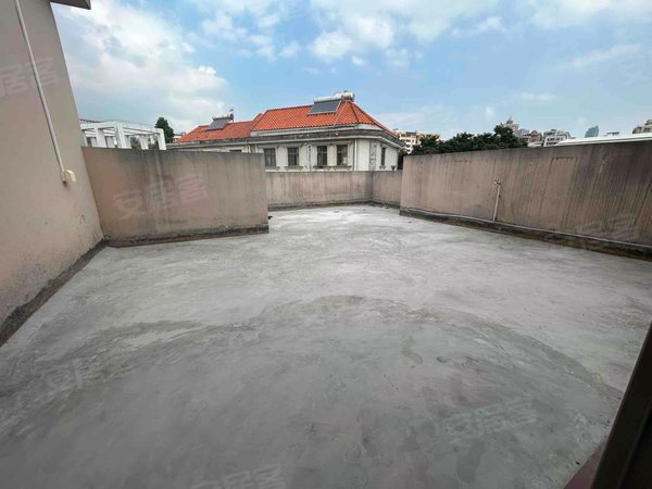 【多图】莲花山庄别墅,布吉街租房,莲花山庄别墅 8室2厅5卫 14500.