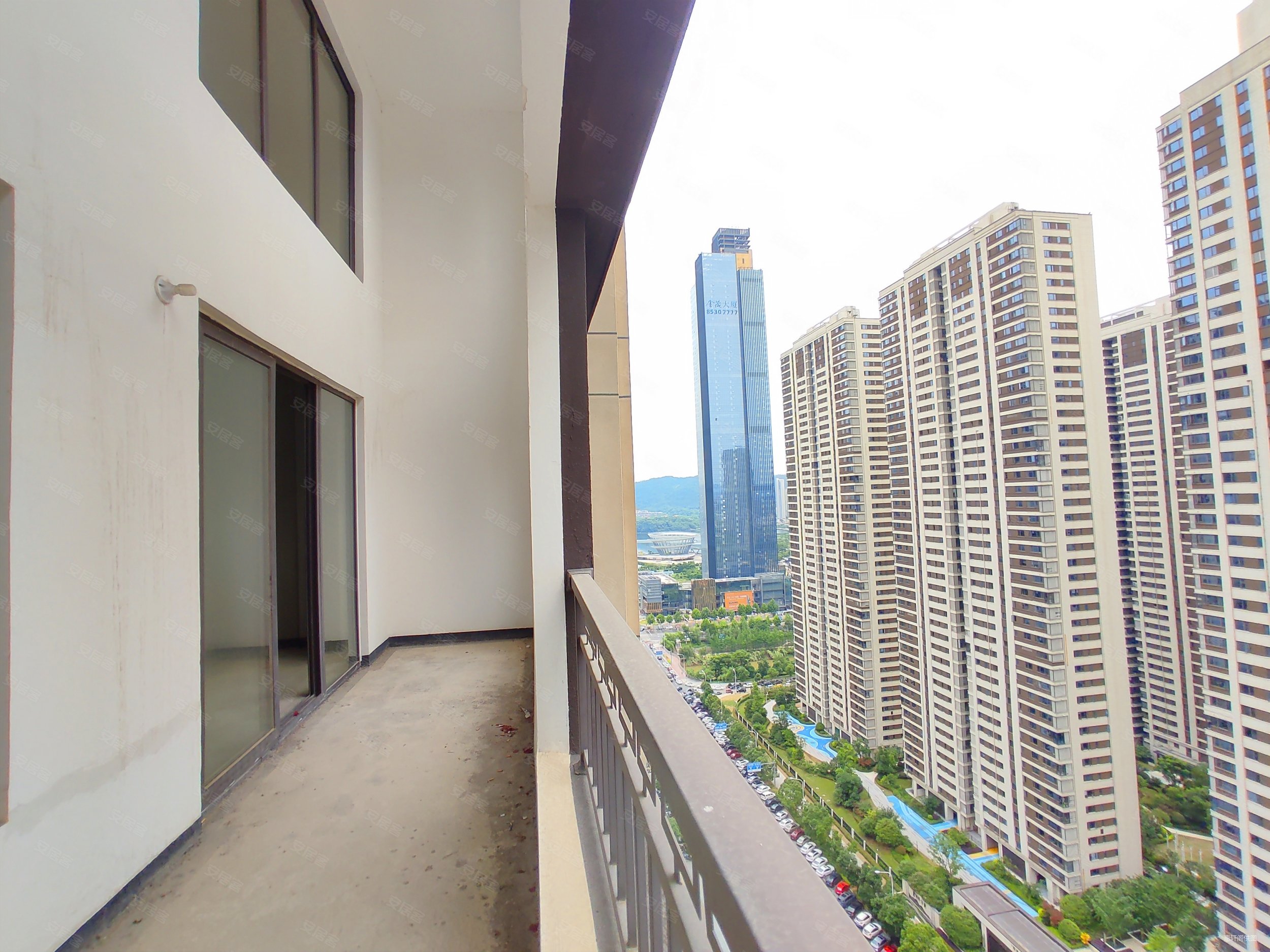 长沙房产网>长沙二手房>岳麓二手房>梅溪湖北二手房>建发央著>2500