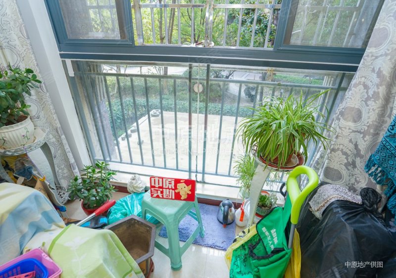 上海房产网>上海二手房>宝山二手房>顾村二手房>新天地荻泾花园(公寓