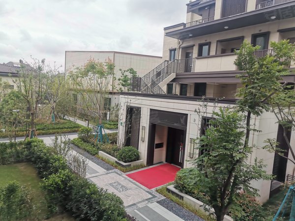 上海闵行马桥玖玺(别墅)玖玺(别墅)  138平 南北通透 价格有空间随时