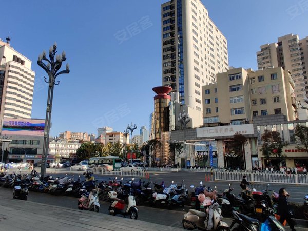 昆明盘龙白龙路片区知本时代北京路塘子巷地铁站口  精装修公寓1室1厅