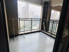 杨叉湖地铁站整租超大阳台一室一厅 和谐大道 新唐万科