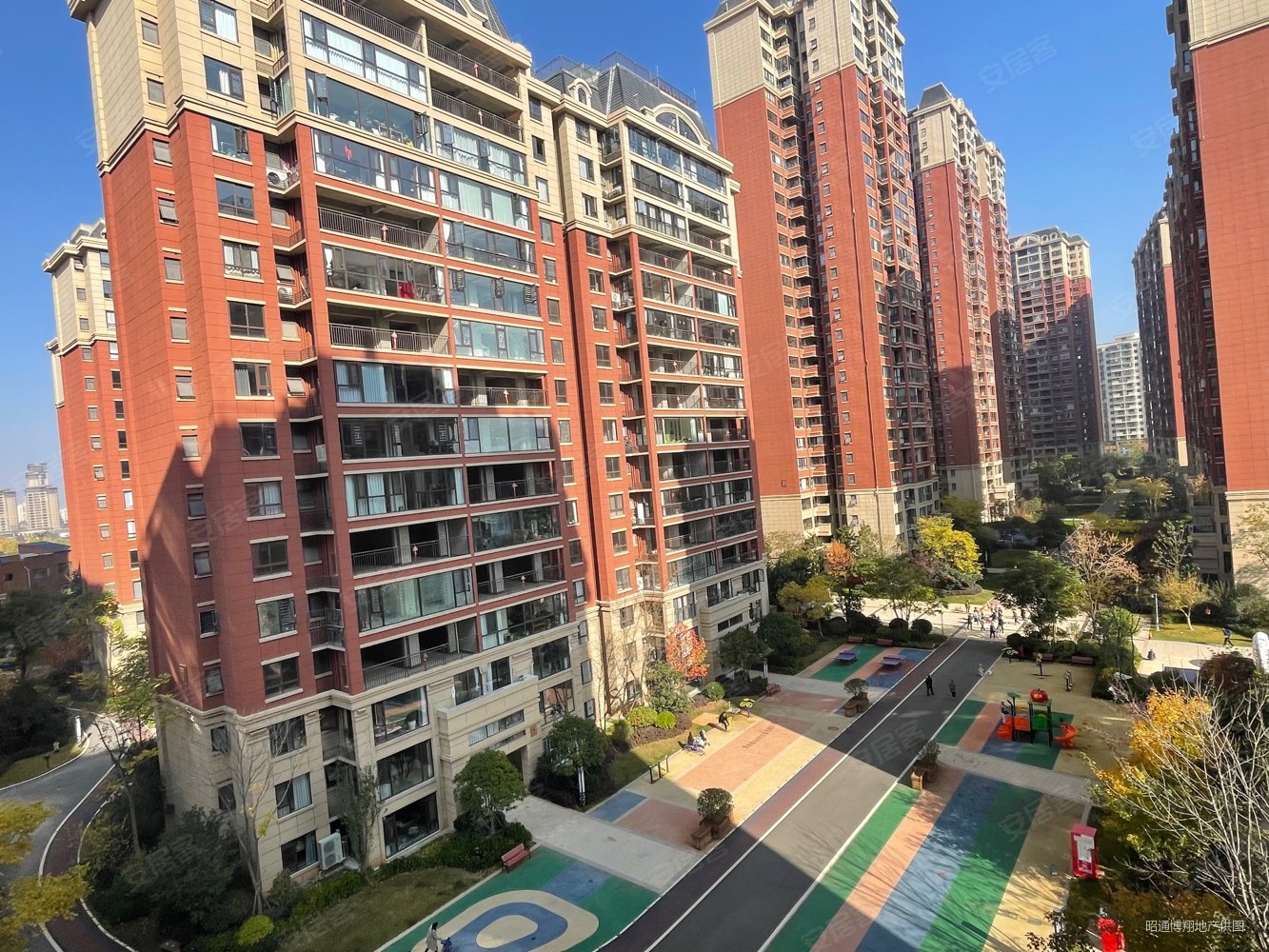 亏本低价急卖 92万,合景启城二手房,92万,4室2厅,2卫,110平米-昭通