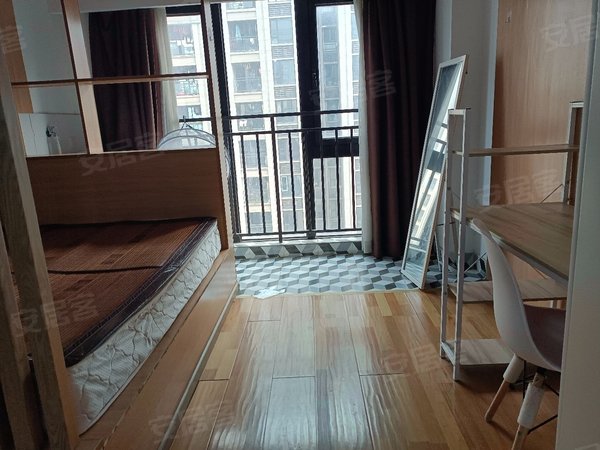 重庆九龙坡奥体中心金茂未来域袁家岗次新小区大单配,豪华装修家具