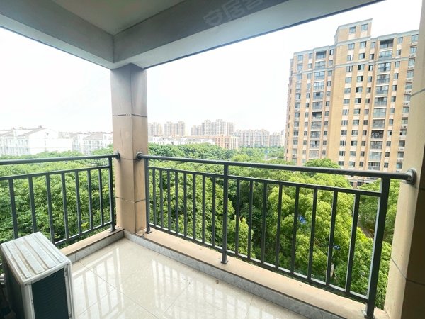 苏州常熟虞山琴湖家园琴湖家园电梯洋房,两房精装修,拎包入住出租房源