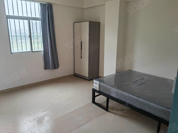 深圳坪山坪山盈富家园坪山燕子岭 靠近萨米医院 亚迪三村 一房一厅