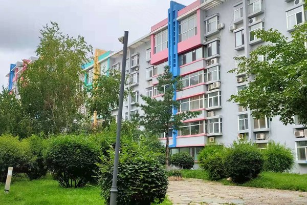 不足,鸿城国际花园怎么样,鸿城国际花园周边房产中介经纪人评价-长春