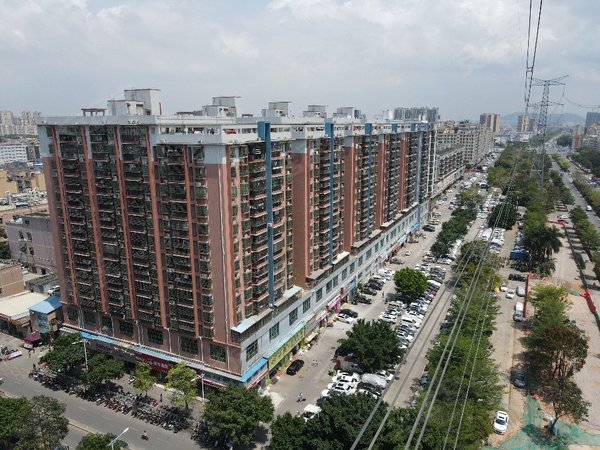 深圳宝安沙井凤凰大厦特大阳台一房一厅,此户型一年出一套出租房源