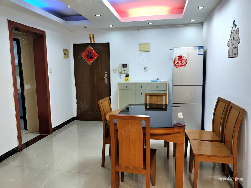 西湖丽苑3室2厅1卫116.24㎡南北215万