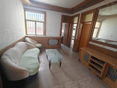 淄博沂源城区历山小区2楼,。带家具有空调一年9500出租房源真实图片