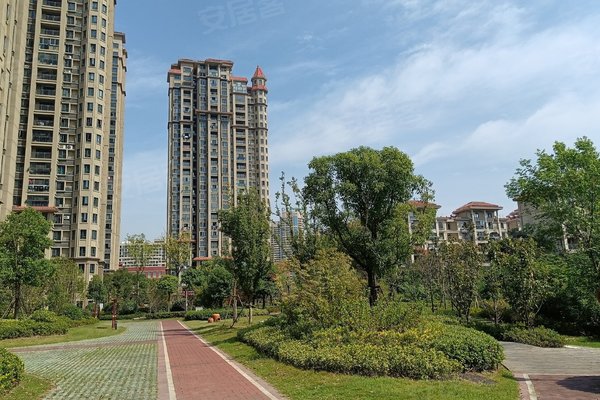 龙湖湾优点,不足,龙湖湾怎么样,龙湖湾周边房产中介经纪人评价-芜湖