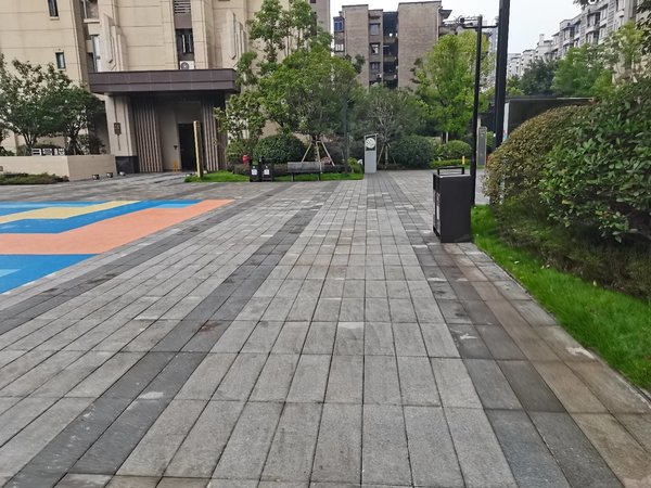 重庆大渡口新山村泽科御峰新上房源 泽科御峰 3室1厅1卫 精装修 电梯