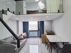 万象汇  LOFT公寓 精致装修 拎包入住