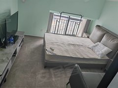 中山黄圃黄圃中心广场凯隆城豪华装修，复式公寓，出租，850一个月，拎包入住出租房源真实图片