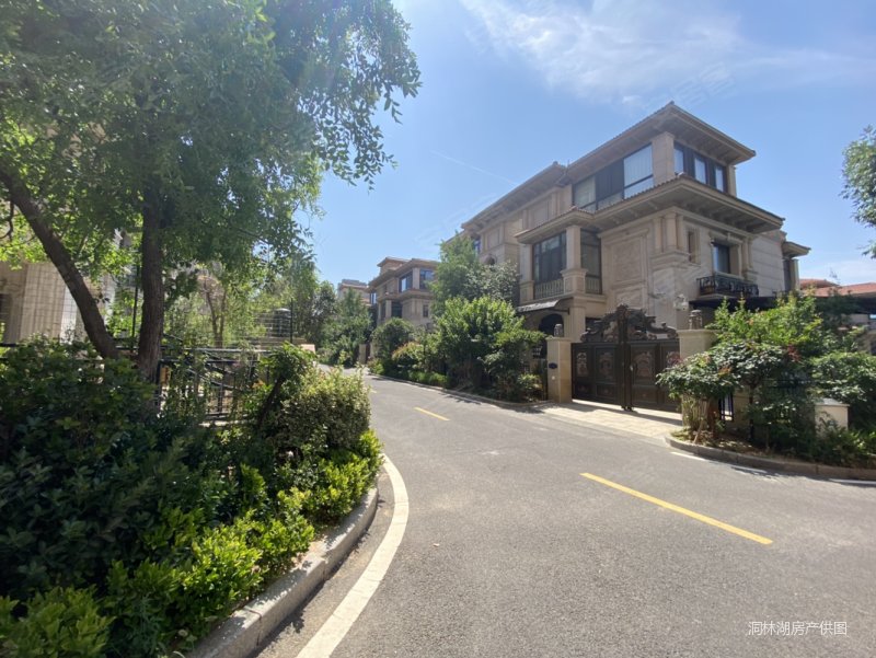 郑州碧桂园二期湖光山色(别墅) 双拼 近地铁 市政供暖