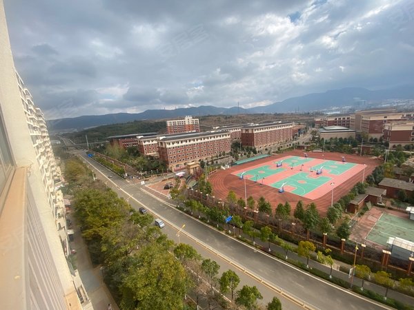 昆明呈贡大学城光明璟宸苑业主自住装修,阳台已封,可看房出租房源真实