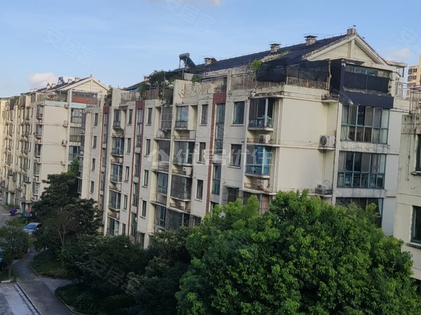 昆山周市镇万达时代名苑时代名苑  精装两房  看房约出租房源真实图片