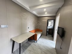 温岭温岭市区锦江中心广鑫名苑 两室一厅 烧燃气 有客厅 押一付一 幅度可谈出租房源真实图片
