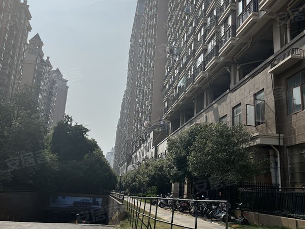 南昌红谷滩红角洲联泰香域尚城真实在租 位于联泰金中环 实地拍摄