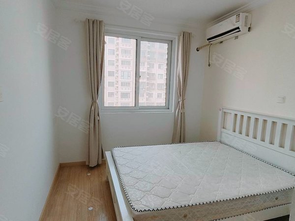 上海浦东惠南海曲雅苑0中芥费,16号线惠南海曲雅苑整租三房.