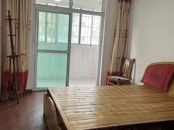 合肥新站七里塘兴华苑(a区)武里山天街旁乐活广场永辉超市临近菜场