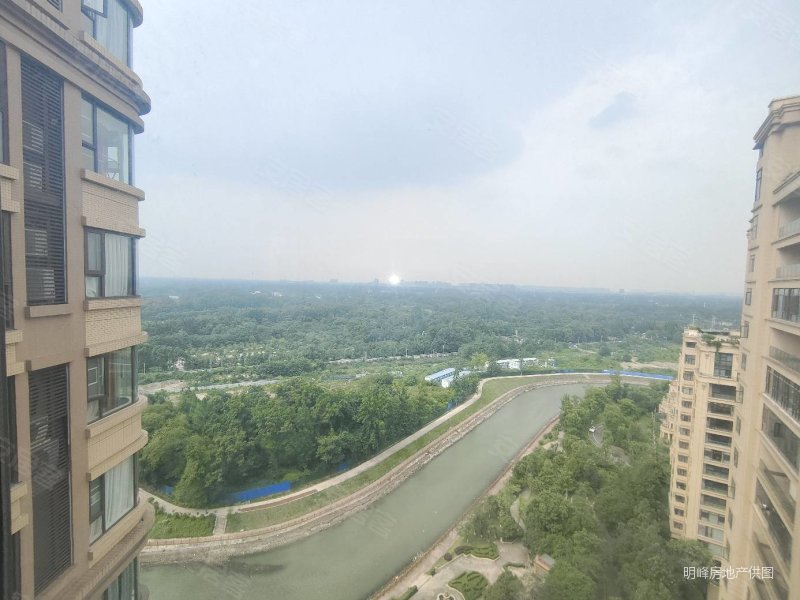 成都房产网>成都二手房>温江二手房>万春镇二手房>鹭湖宫15区>800_600