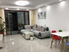 镇江句容句容吾悦广场上路新居新县医院附近电梯房2室2厅1卫精装修家电齐全，拎包入出租房源真实图片