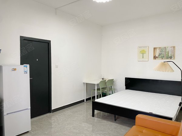 金华东阳东阳市中心人民路52号小区东阳青岚公寓人民路五校旁电梯房单间带厨房 干净整洁舒适安静出租房源真实图片