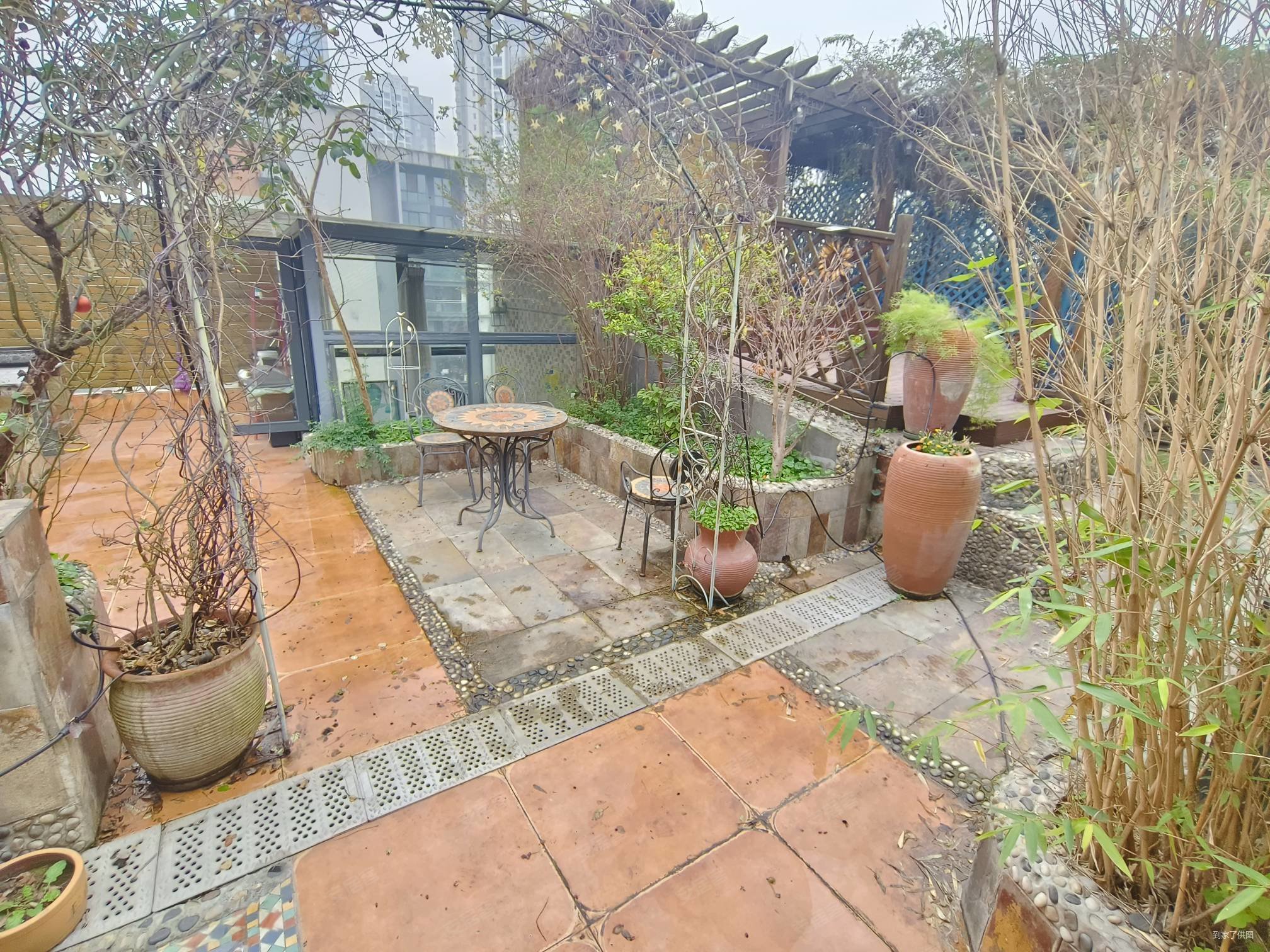 龙湖大城小院3室2厅2卫131㎡南北239万