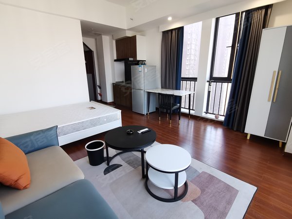 长沙岳麓市政府荣泰广场(商住楼)步步高 荣泰广场 时尚单身公寓 家电