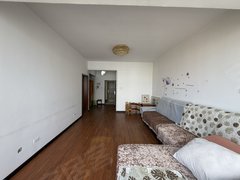 曲靖麒麟明珠广场价格便宜,靠近财校,带家具,瑞和新城,单身公寓急租出租房源真实图片