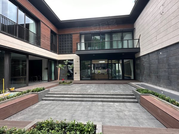 深圳南山华侨城香山美墅(别墅)香山美墅有三套四合院别墅租赁,上下4层