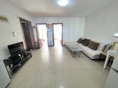 乳山银滩长江路大拇指附近，市政供暖，有空调，生活方便，随时入住出租房源真实图片