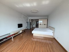 延边珲春靖和客运站东市场附近圣弘馨居电梯12楼阳面57平家电齐全出租出租房源真实图片