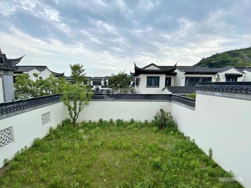 绿城桃源小镇兰颂苑中式合院南北通透有天有地有花园边套