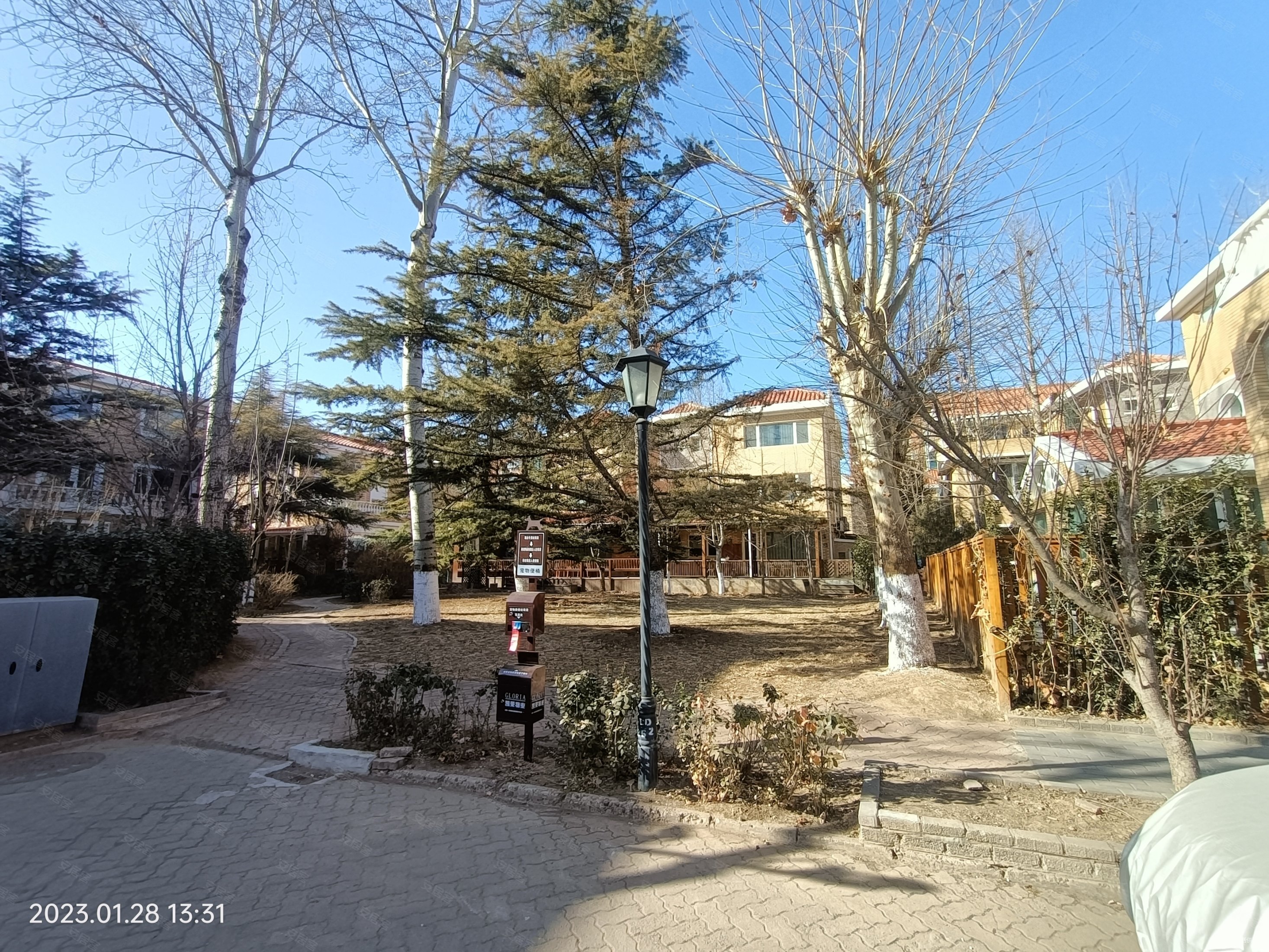 北京房产网>北京二手房>顺义二手房>中央别墅区二手房>名都园(别墅)>