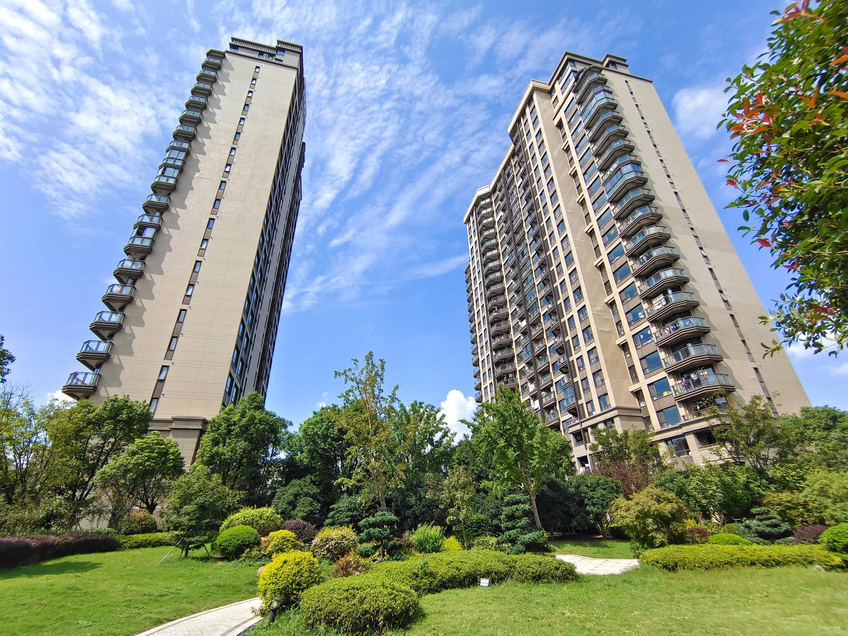 陆家嘴锦绣前城