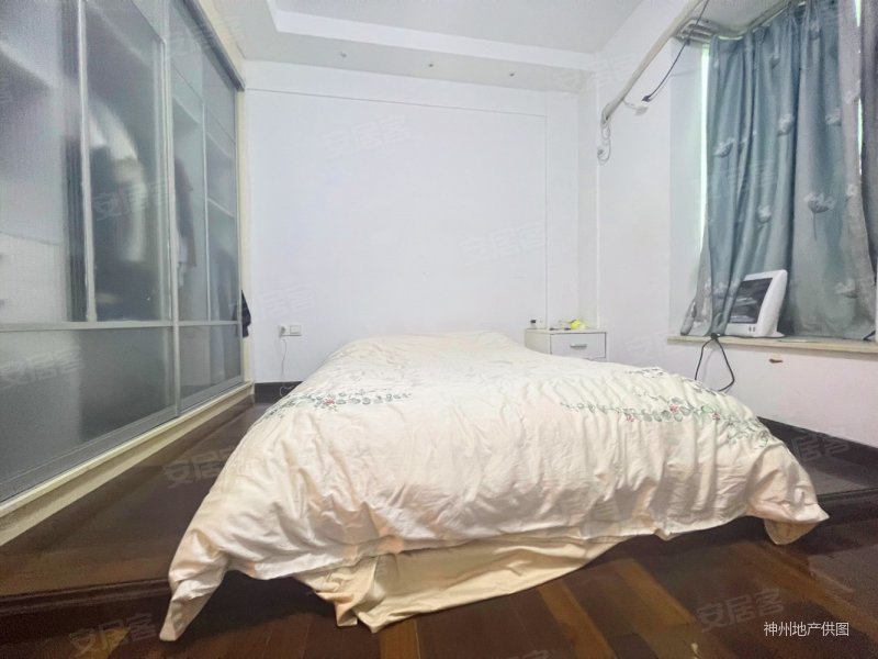 三正半山豪苑2室2厅1卫86㎡南120万