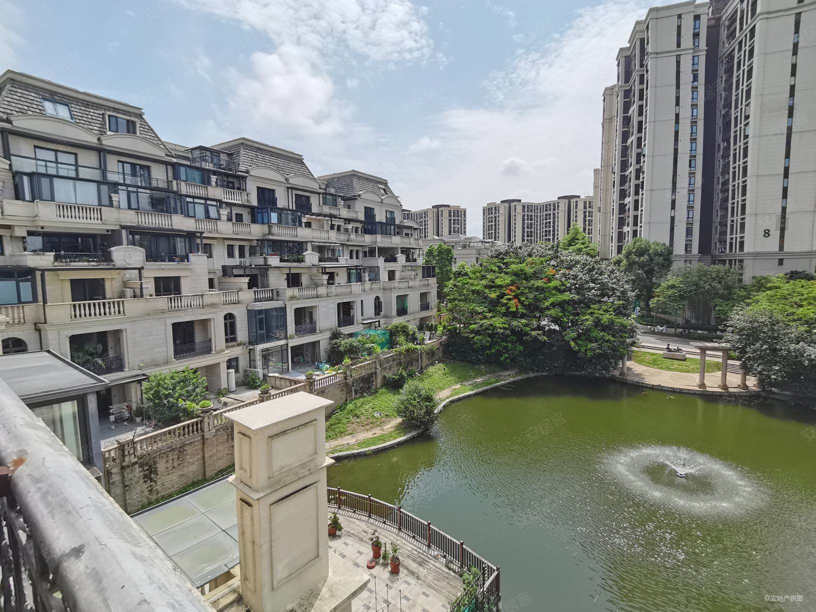 深圳房产网>深圳二手房>龙华二手房>观澜二手房>金地天悦湾(别墅)>