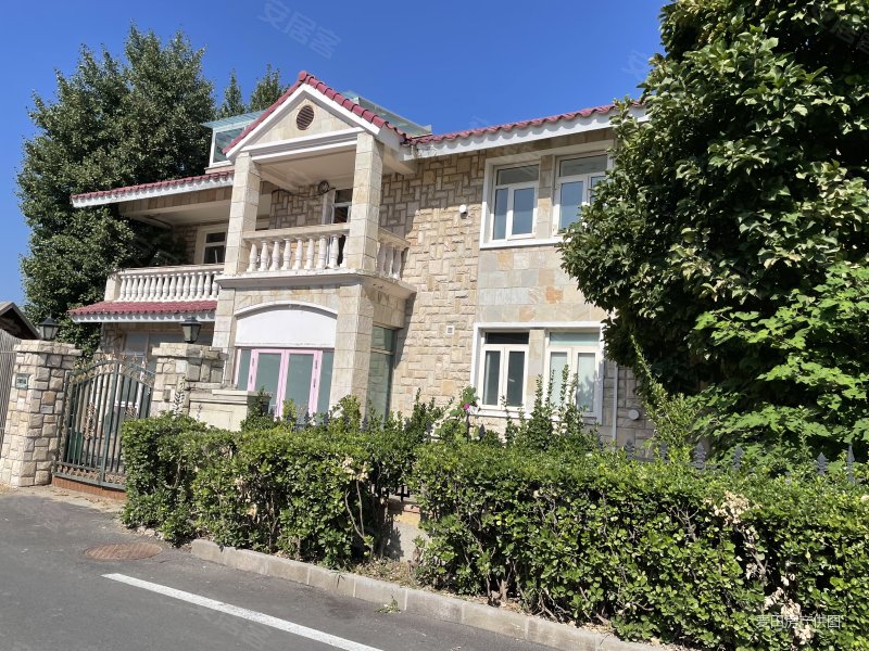 北京房产网>北京二手房>顺义二手房>中央别墅区二手房>嘉浩别墅>